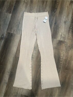 Sofia Vergara Beige Ribbed Knit Wide-Leg Pants